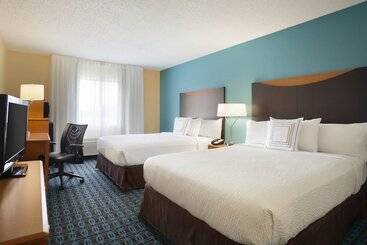 فندق Fairfield Inn & Suites Fort Worth University Drive