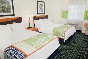 Отель Fairfield Inn & Suites Longview