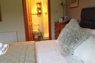 Nocleg ze śniadaniem Hazelbank