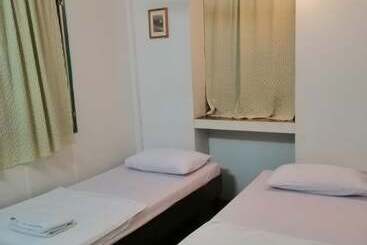 بنسيون Ayutthaya Place