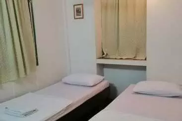 Majatalo Ayutthaya Place