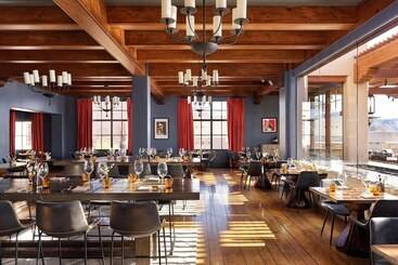 Four Seasons Resort Scottsdale At Troon North