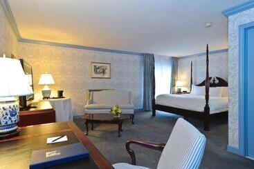 فندق The Farmington Inn And Suites