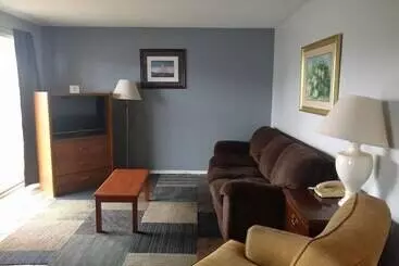 汽车旅馆  Ocean Shores Inn & Suites