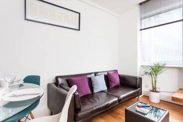 ツーリストアパートメント Spacious Apartment Berwick St &oxford St