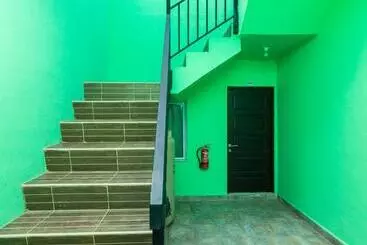 هتل Oyo 1917 Mamora Residence