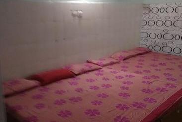 ホテル Dialring Kalia, Puri