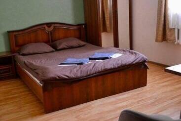 فندق отель ренессанс