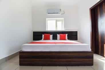 Hotel Oyo 62051 Bhardwaj