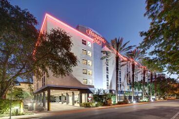 هتل Hampton Inn Miami Coconut Grove/coral Gables