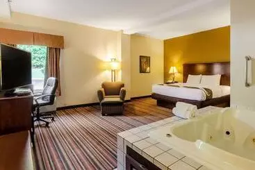 ホテル Quality Inn Danville University Area