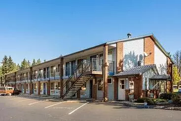 Motel Super 8 By Wyndham Vancouver East