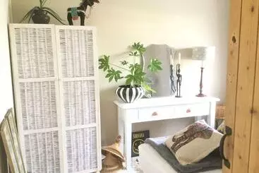 Bambu Cottage