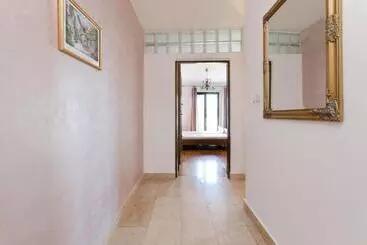 ツーリストアパートメント Apartments Drago