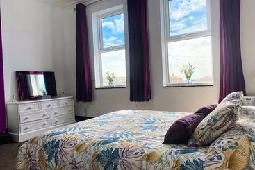ツーリストアパートメント Phoenix Apartments