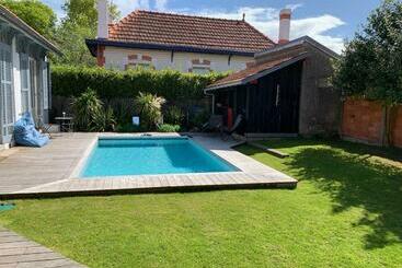 شقق خاصة سياحية Villa Madelon