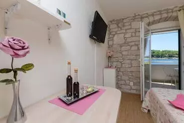 Turistihuoneistot Apartments Djurdjica