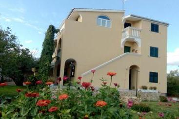 Apartment Guest House Joso