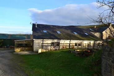 آپارتمان‌های توریست‌ها Gilfach Wen Barn