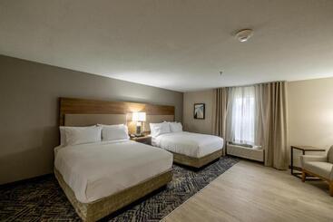 هتل Candlewood Suites Wichita Northwest, An Ihg