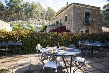 Hotelli Agriturismo Bannata