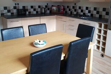 בית פרטי Eastgate Road