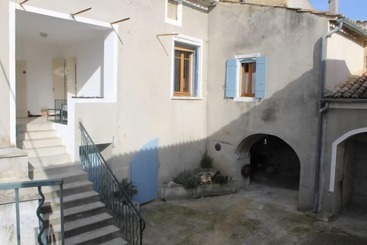 بنسيون Maison De Village Dolly House