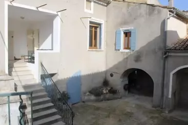 Pensiune Maison De Village Dolly House