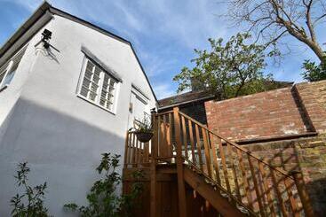 آپارتمانهای توریستها Studio 22