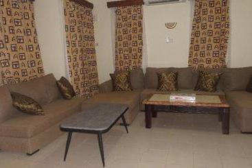 酒店 Azanza Mtwapa Holiday Home