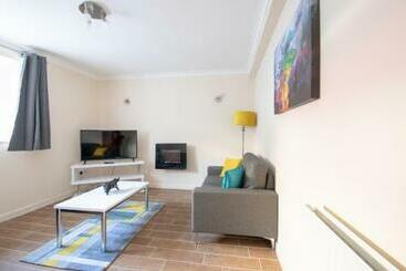 آپارتمان‌های توریست‌ها Guest Homes   Hanover Apartment