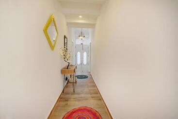 Tourist flats Yellow Barqueta Studio