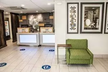Отель Holiday Inn Express   Allentown North, An Ihg