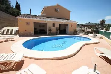 آپارتمان‌های توریست‌ها Angevic   A Delightful Villa Located In The Town Of Moraira
