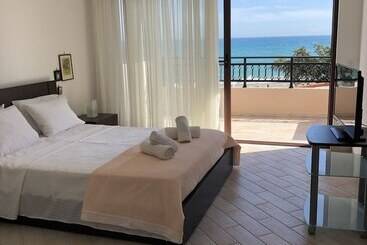 ツーリストアパートメント Villa Del Nonno