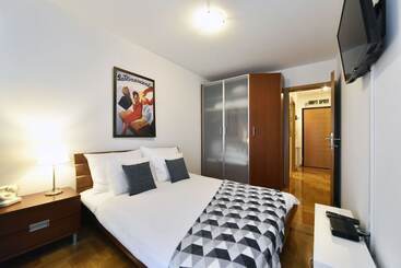 آپارتمان‌های توریست‌ها Botanic Apartment