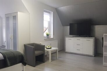 관광객 아파트 Unique Airport Fair