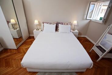 Apartaments turístics Apartment White Stone   Diocletian Palace