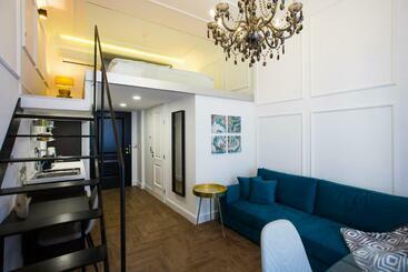 آپارتمان‌های توریست‌ها Apartments Zagreb1875