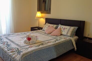 Жильё для туристов Paradise Villa