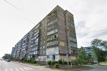 Apartamenty turystyczne Dobrye Sutki Apartment On Mukhacheva 258