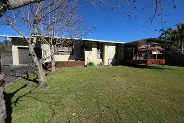 ツーリストアパートメント Beachcomber   39 Phillip Drive South West Rocks