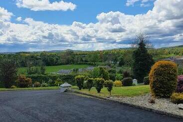 Highfield House Bed And Breakfast Collinstown