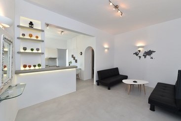 آپارتمان‌های توریست‌ها The Local House