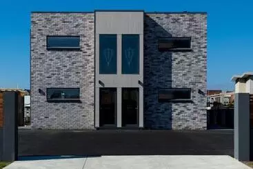 Tourist flats Ulverstone Waterfront Apartments