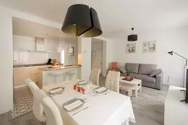 آپارتمان‌های توریست‌ها Apartamento Turístico La Concordia