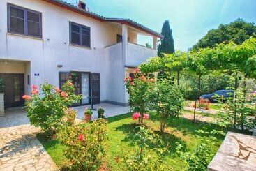 شقق خاصة سياحية Apartment Hasima 116