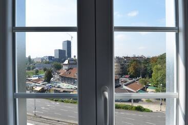 آپارتمان‌های توریست‌ها Block Apartment