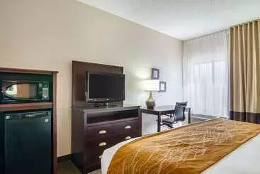 فندق Comfort Inn & Suites