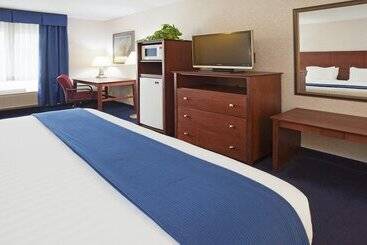 فندق Holiday Inn Express Deforest, An Ihg